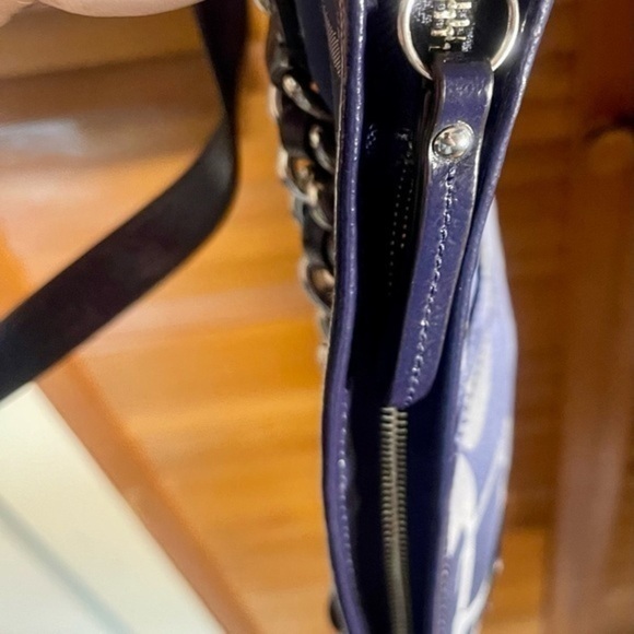 STUNNING Coach F19820 Moto Optic Metallic Chain Navy Signature Jaquard  Bag - Picture 10 of 14